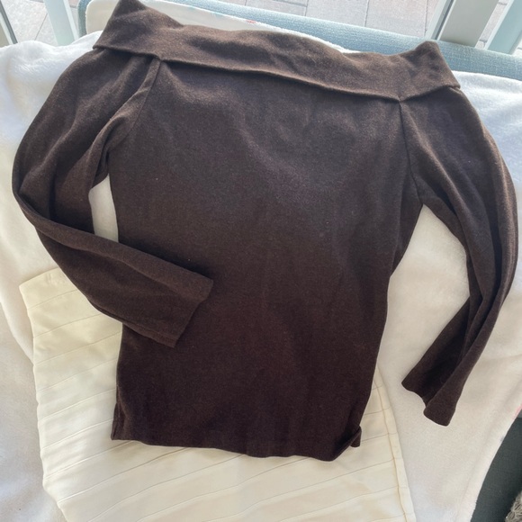 Brown off shoulder top - Picture 3 of 3
